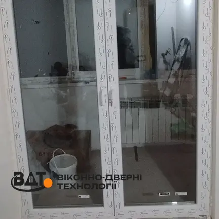 Балконні двері Ekipazh Ultra 60